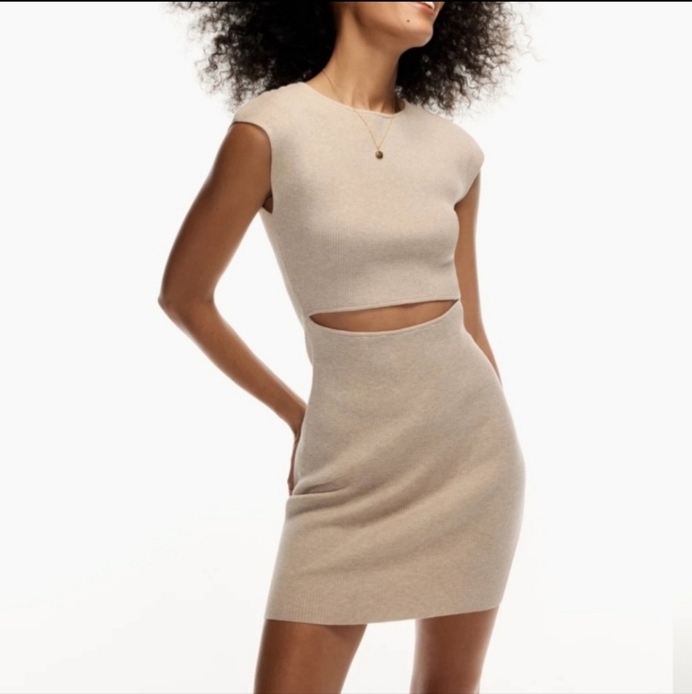 Aritzia 'Wilfred Free' Cut-Out Knit Midi Dress